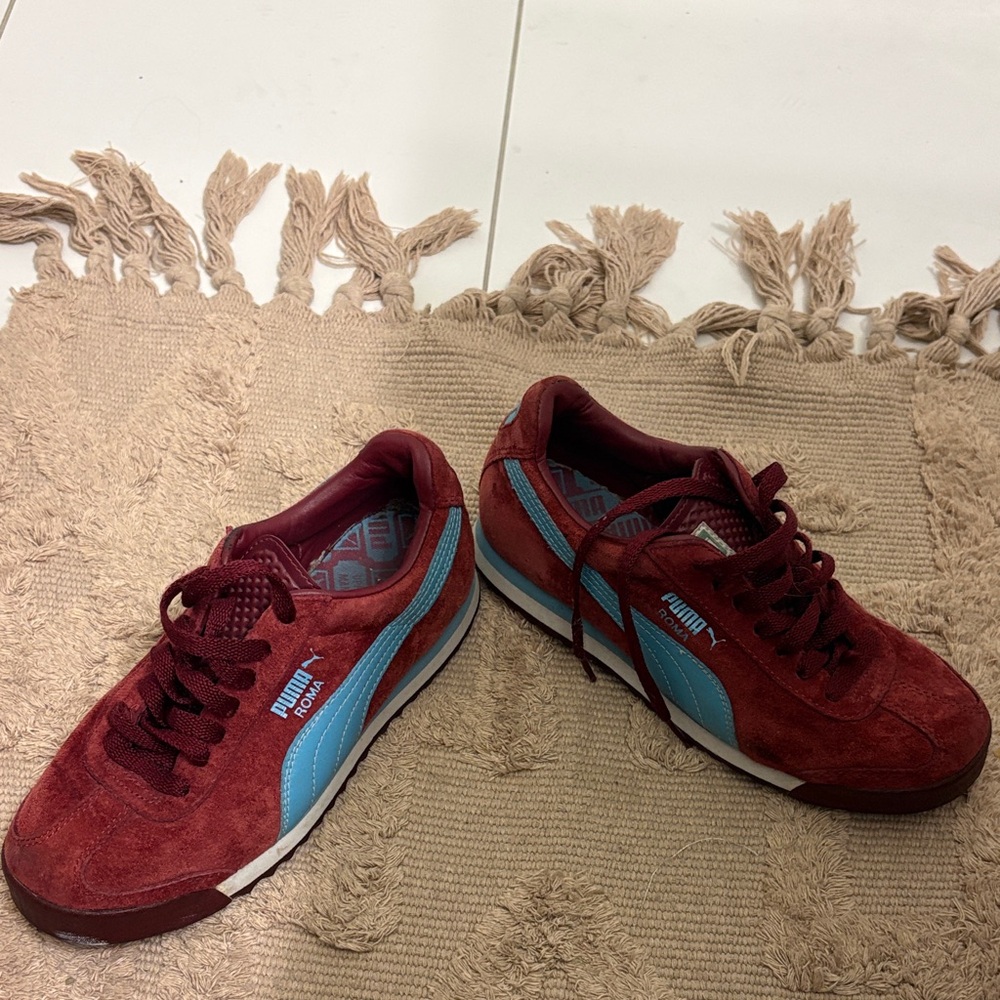 Puma Y2K womens Burgundy and Teal Sneakers
